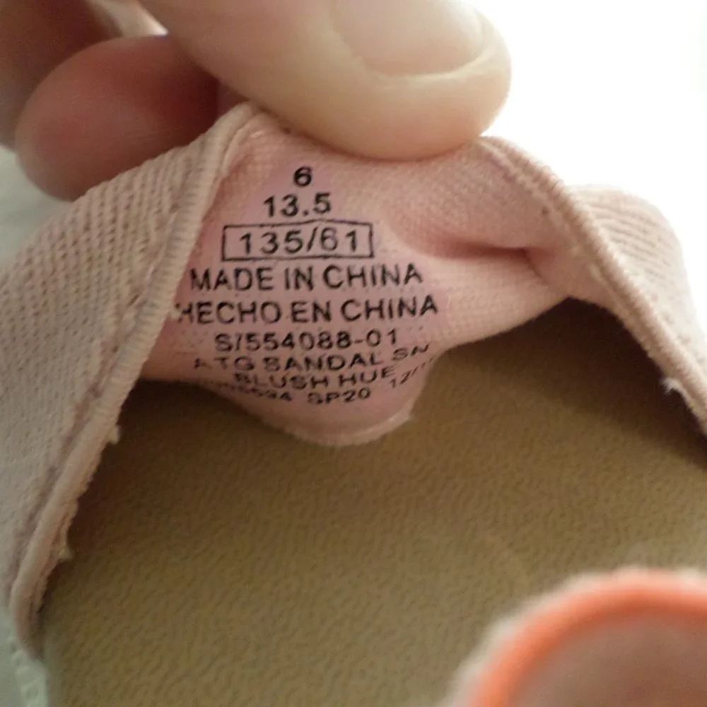 Old Navy Pink Strap Girls Sandals Velcro Strap Pink/White Size 6 (13.5)